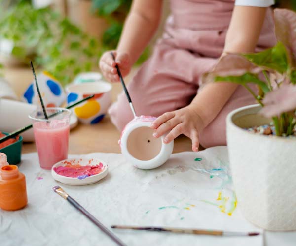 Bricolage pour les enfants : 8 idées créatives pour des activités ludiques et éducatives